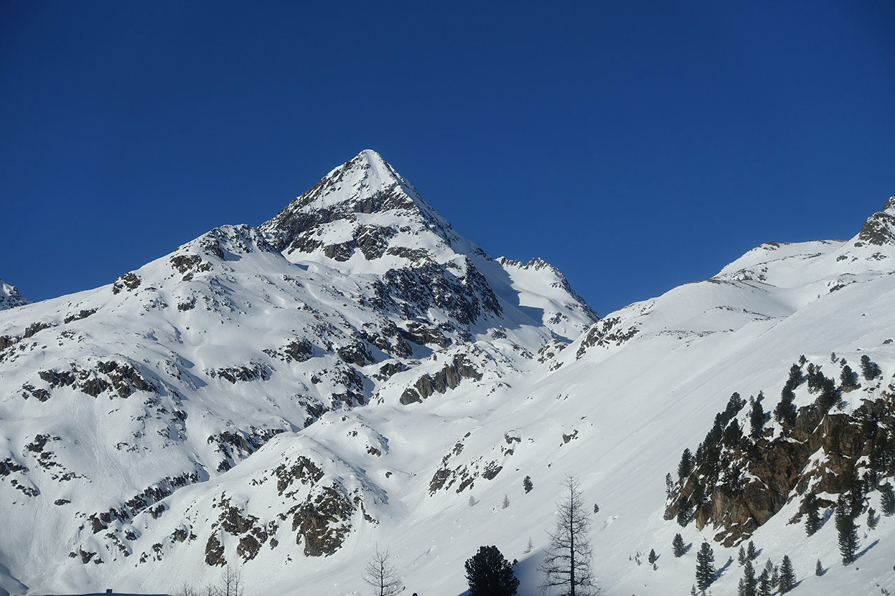 gloedis-north-eastface-tom-gaisbacher-03