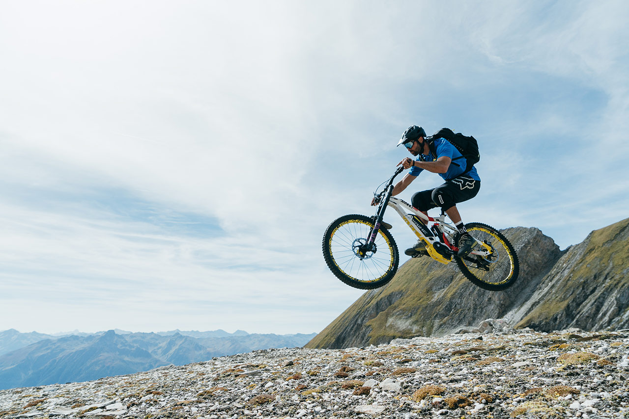 biking-muntanitz-tom-gaisbacher-sam-strauss-02